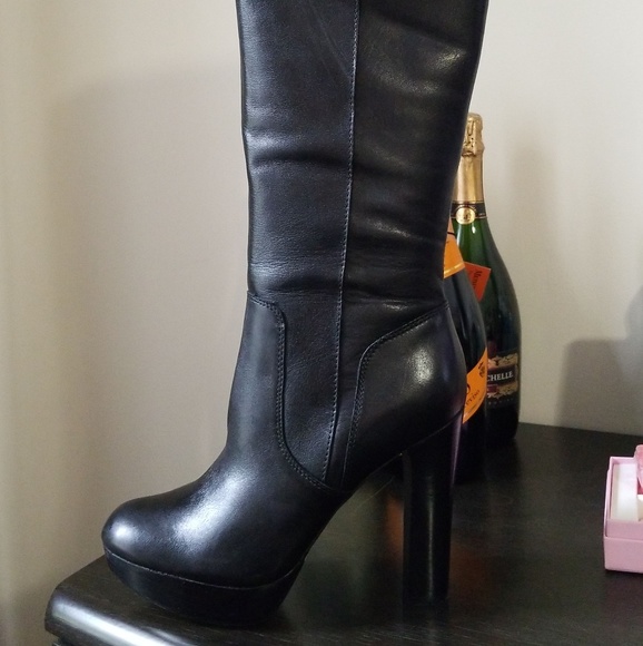 Boots - Picture 2 of 3